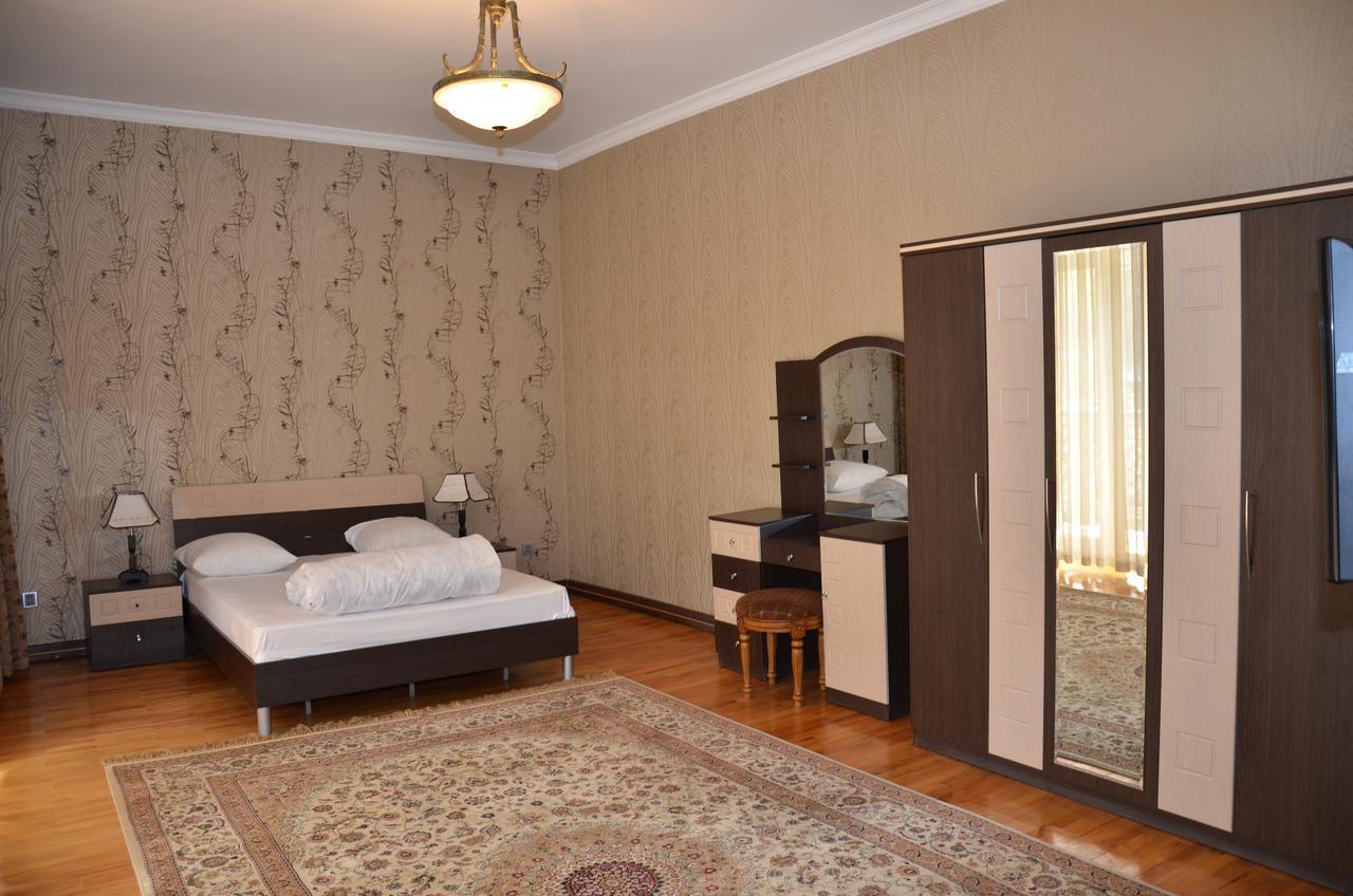 Ganja Hotel Екстериор снимка