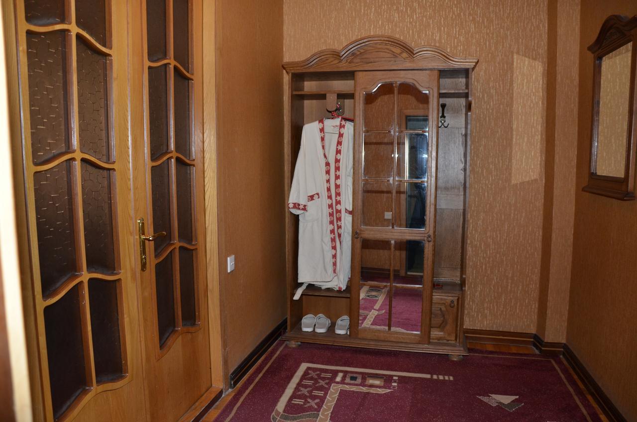 Ganja Hotel Екстериор снимка
