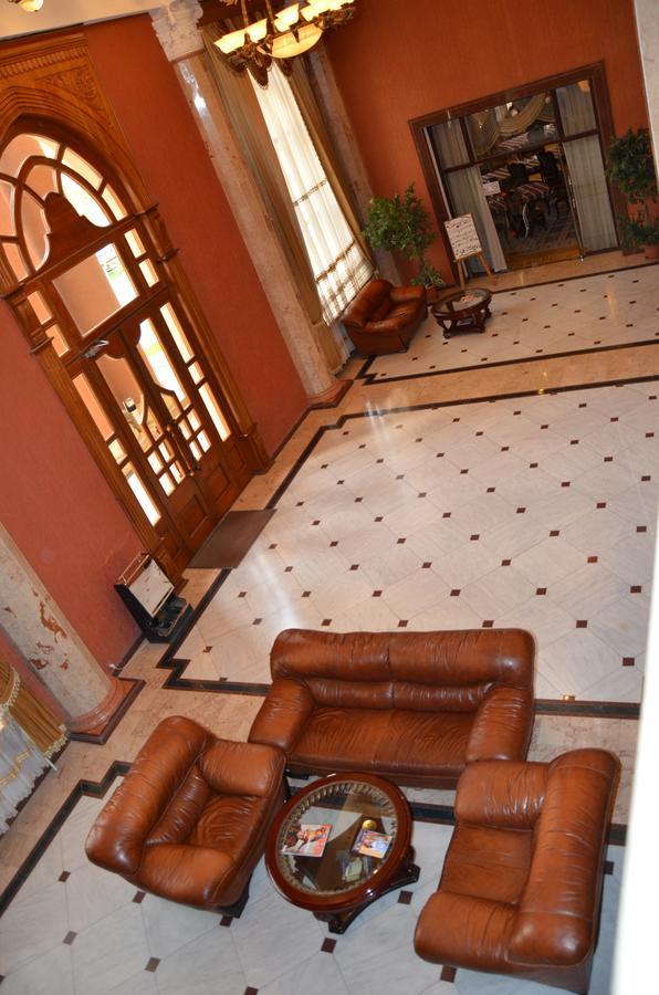 Ganja Hotel Екстериор снимка